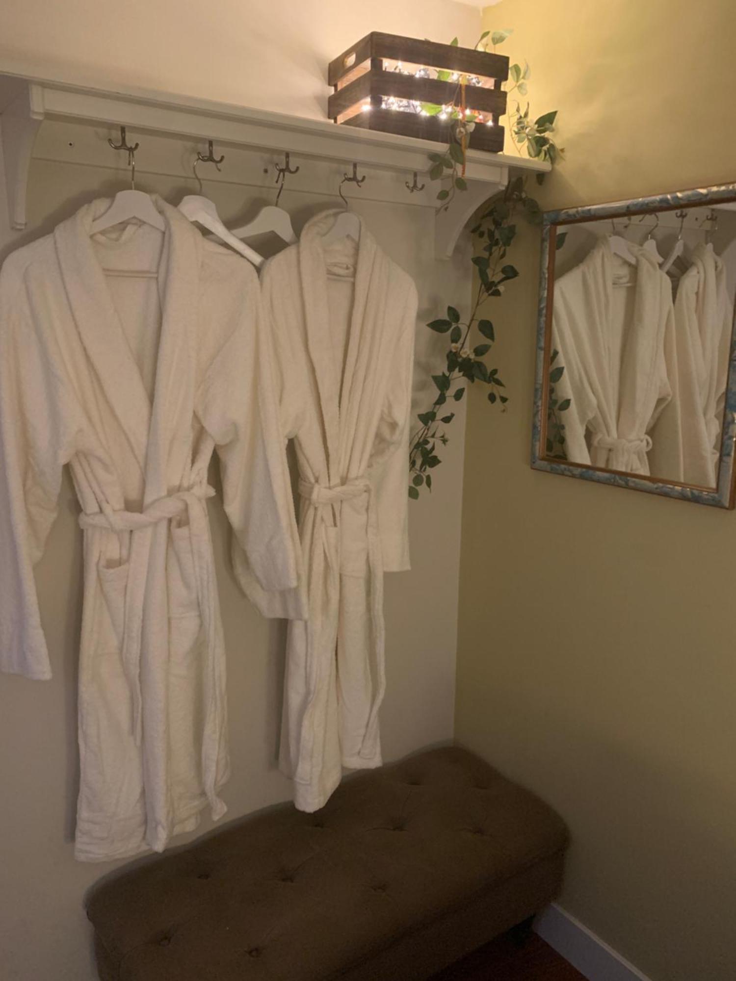 Romantisch Wellness Appartement Met Prive Hottub Sauna Gamesroom Den Ham Exterior foto